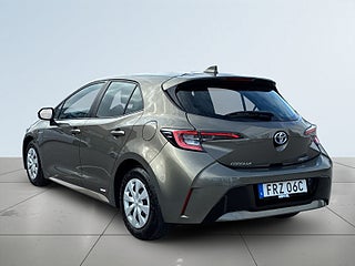 Toyota Corolla Hybrid e-CVT Låg Skatt/Adaptiv Fart/MoK/Kamera/SoV-Däck – bild 5