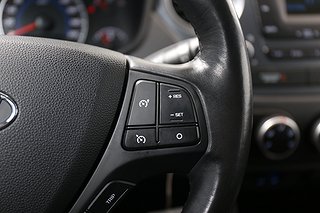 Halvkombi Hyundai i10 15 av 19