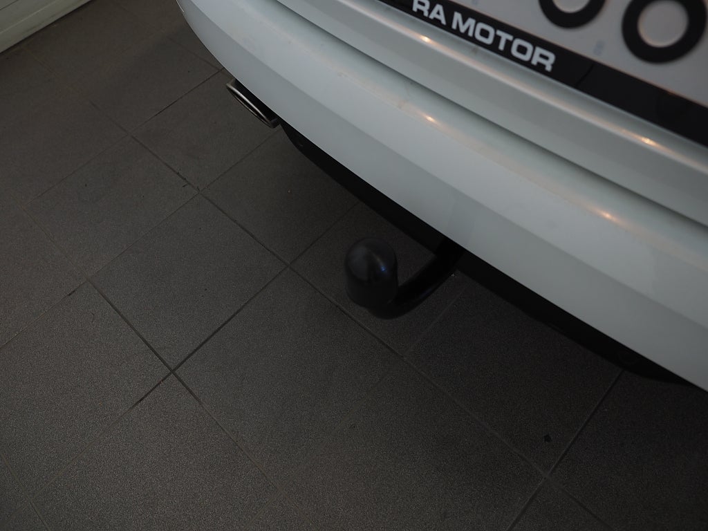 Renault Mégane Sport Tourer 1.2 TCe EDC 132hk | Navi | Kamera | Drag | 2018