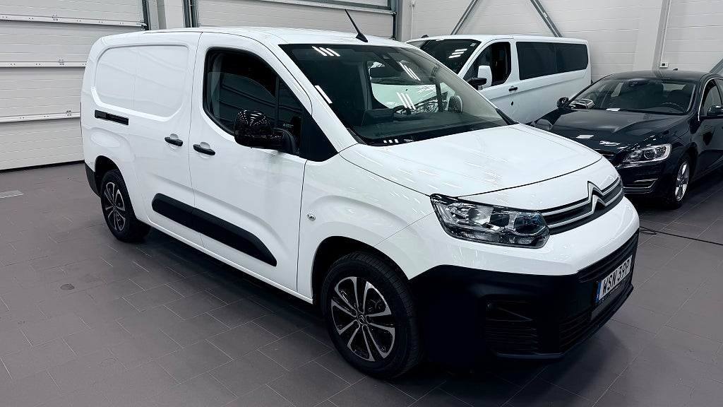 Citroën Berlingo Lång 1.5 BlueHDi 131hk  Värmare Drag Inredning