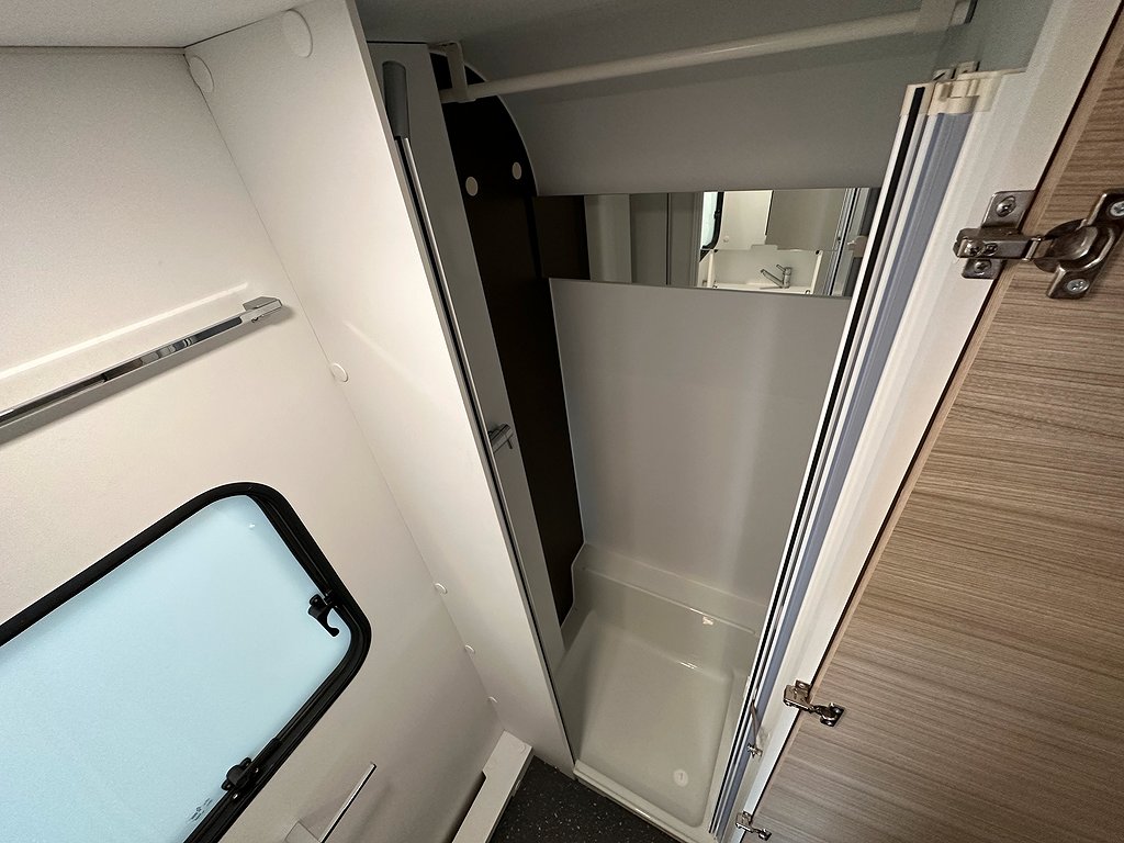 Adria Altea 552 PK / Täthetsgaranti / 1799kr/mån - Adria
