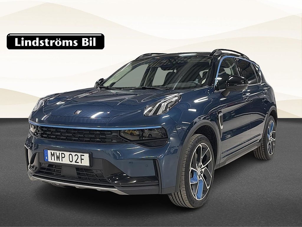 Lynk & Co 01 LYNK & CO PHEV