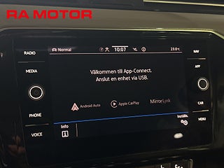 Kombi Volkswagen Passat 19 av 27