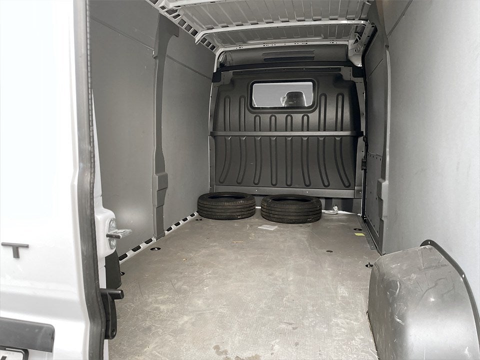 Bild på Peugeot Boxer BlueHDi 140hk Aut L3H2 - DEMO