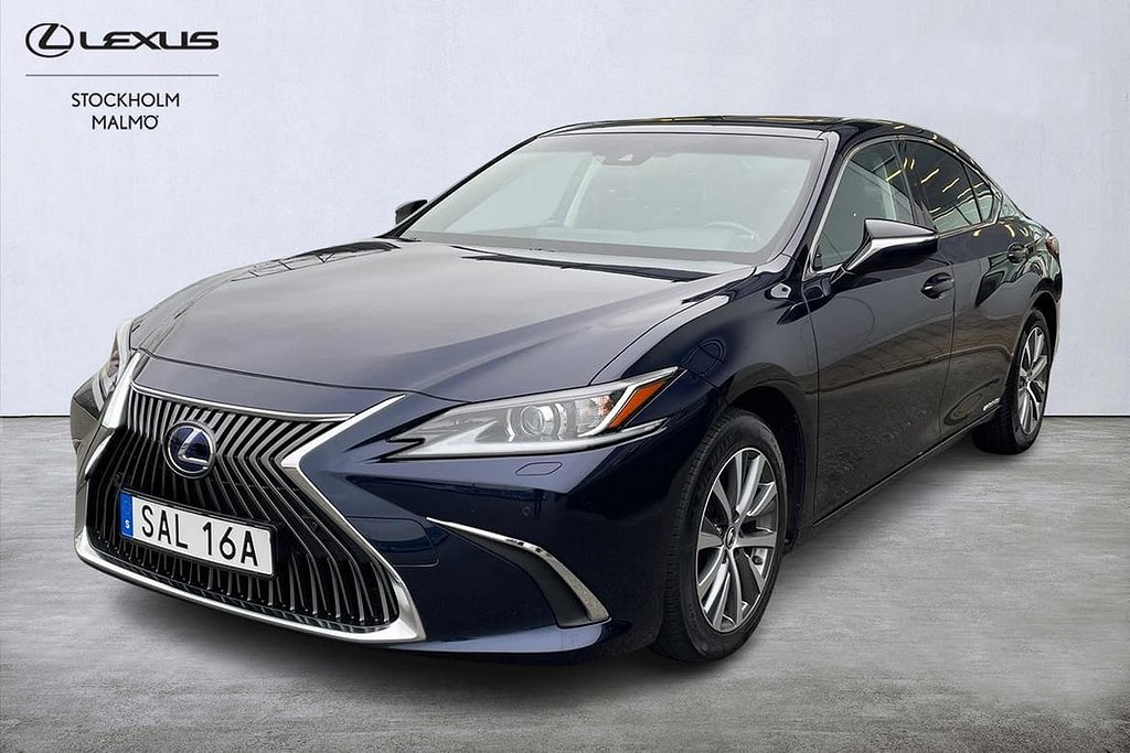 Lexus ES 300h Comfort Navigation Elmanövrerade stolar Läderklädsel