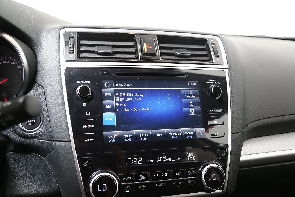 Subaru Outback 2,5i 175hk Ridge AWD Aut Skinn 1ägare Motorv Dragkrok 2018