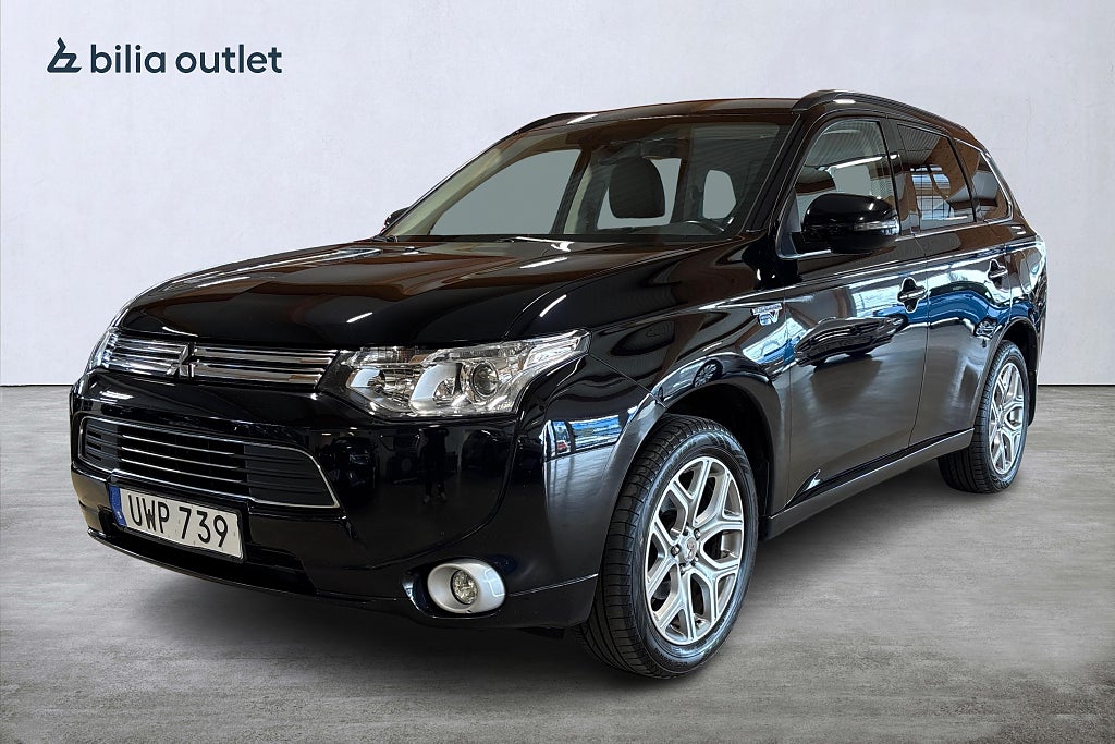 Mitsubishi Outlander PHEV Business / Drag / B-kam / Navi / Skinn / Keyless