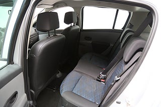 Halvkombi Renault Clio 22 av 23