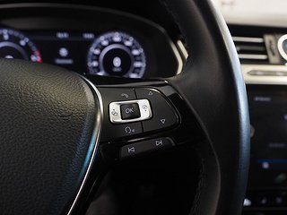 Kombi Volkswagen Passat 19 av 22