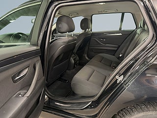 BMW 520d xDrive Touring S&V-hjul/Dragkrok/Dvärm – bild 13