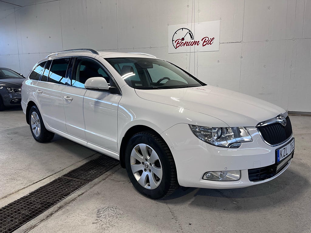 Skoda Superb Kombi 2.0 TDI Elegance Euro 5 Nyservad