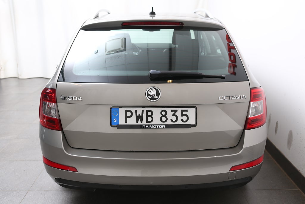 Skoda Octavia 1,2 TSI Elegance Kombi Aut Motorvärmare 2015