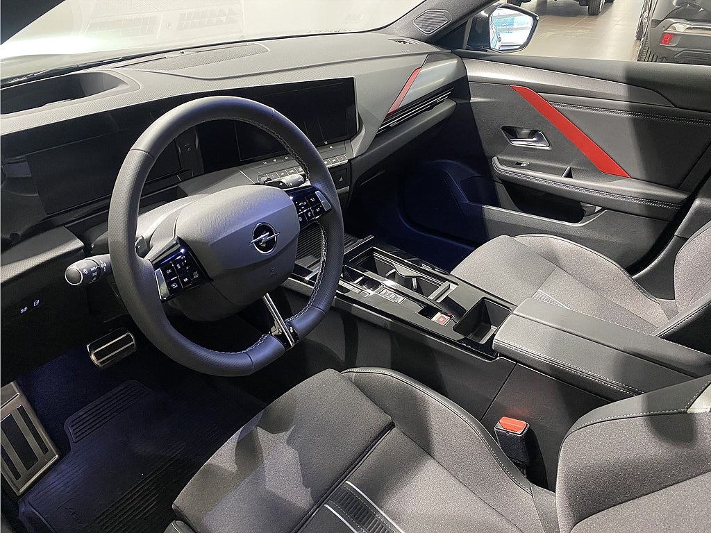 Bild på Opel Astra GS Line Plus+ PHEV 180hk Aut - DEMO