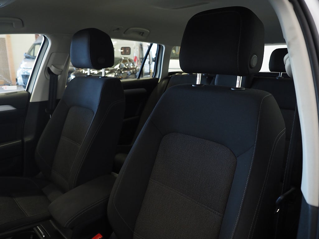 Volkswagen Passat Sportscombi 1.4 TSI 150hk Dragkrok Kamera 2018