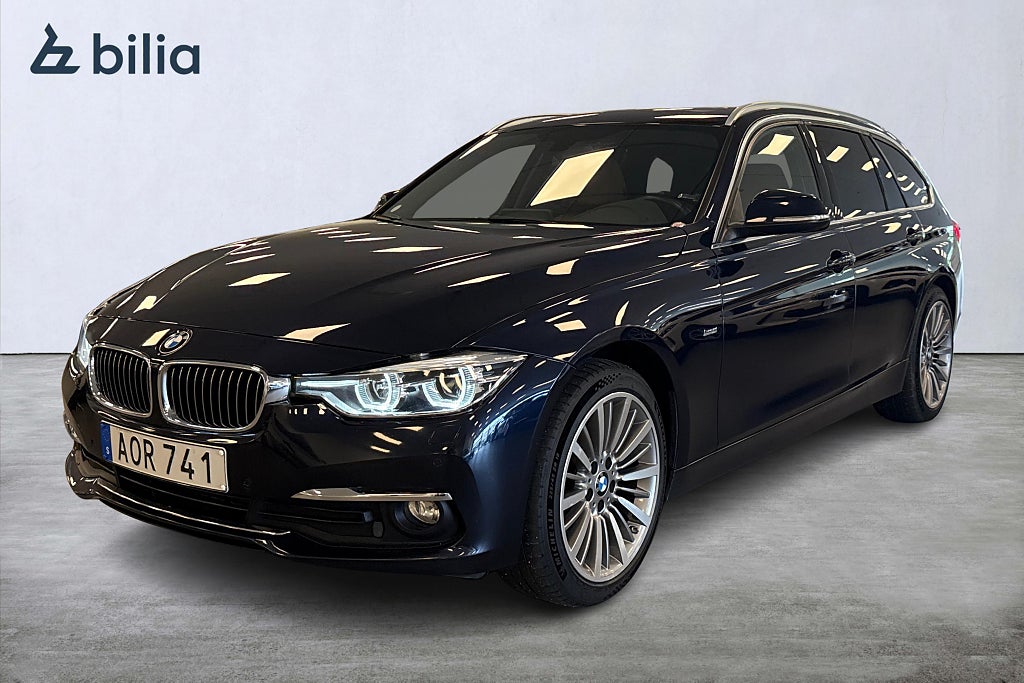 BMW 320D xDrive Luxury Line / H/K / Pano / Läder / Drag/Sensorer