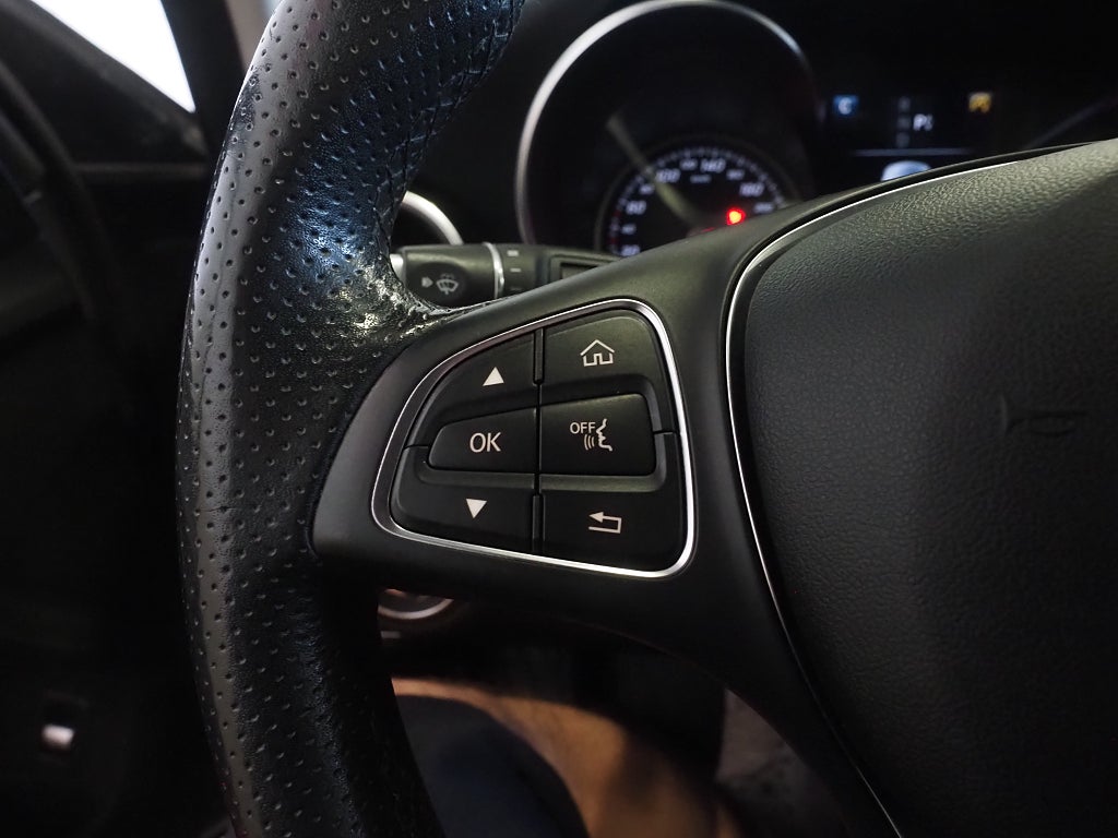 Mercedes-Benz C 220 T d 4MATIC 9G-Tronic Avantgarde Drag Kamera D-Värm 2018