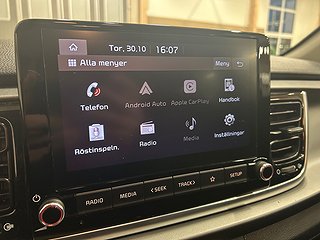 Halvkombi Kia Rio 21 av 22