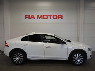 Sedan Volvo S60 Cross Country 5 av 24