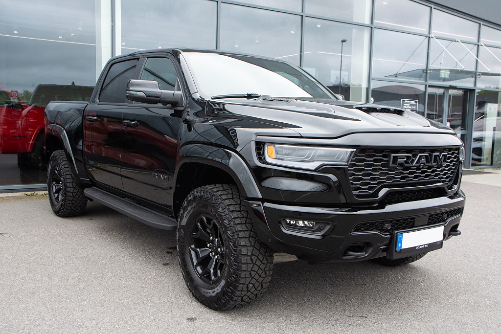 Dodge RAM 1500 RHO 548 hk High Output All Black Gloss