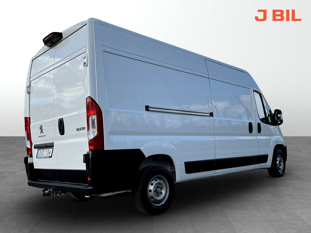 Bild på Peugeot Boxer Van 335 PRO+ 2.2 BHDi 140hk Aut L3H2 - B-KAMERA, DRAG