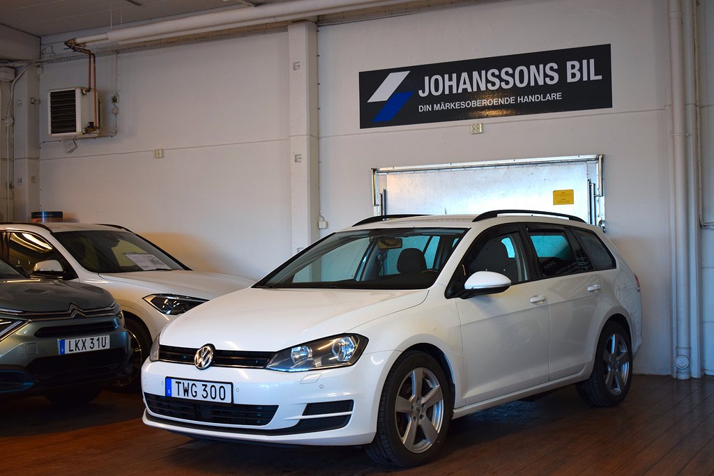 Volkswagen Golf SC 1.6TDI Style Automat Kamera Värmare Drag