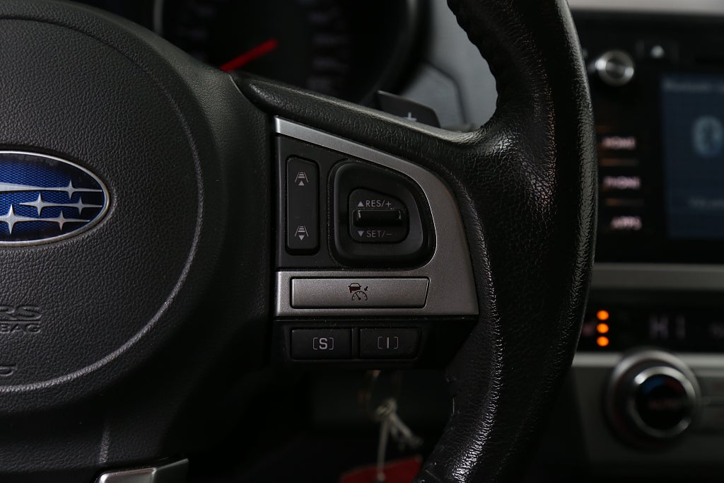 Subaru Outback 2,5i 175hk AWD Aut 1ägare Kamera Motorv Dragkrok 2015