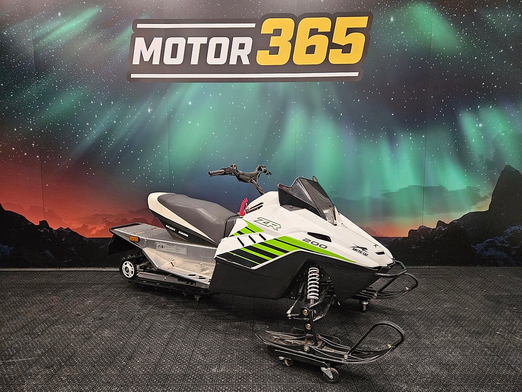 Arctic Cat ZR 200 • BARNSKOTER / FR. 599 KR/MÅN