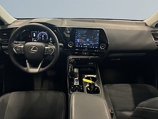 Lexus NX 350h AWD E-CVt S&V-Hjul/Kamera/Dragkrok/Navi/Carplay – bild 8