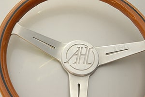 AHC står för Andersson Healey Concept.