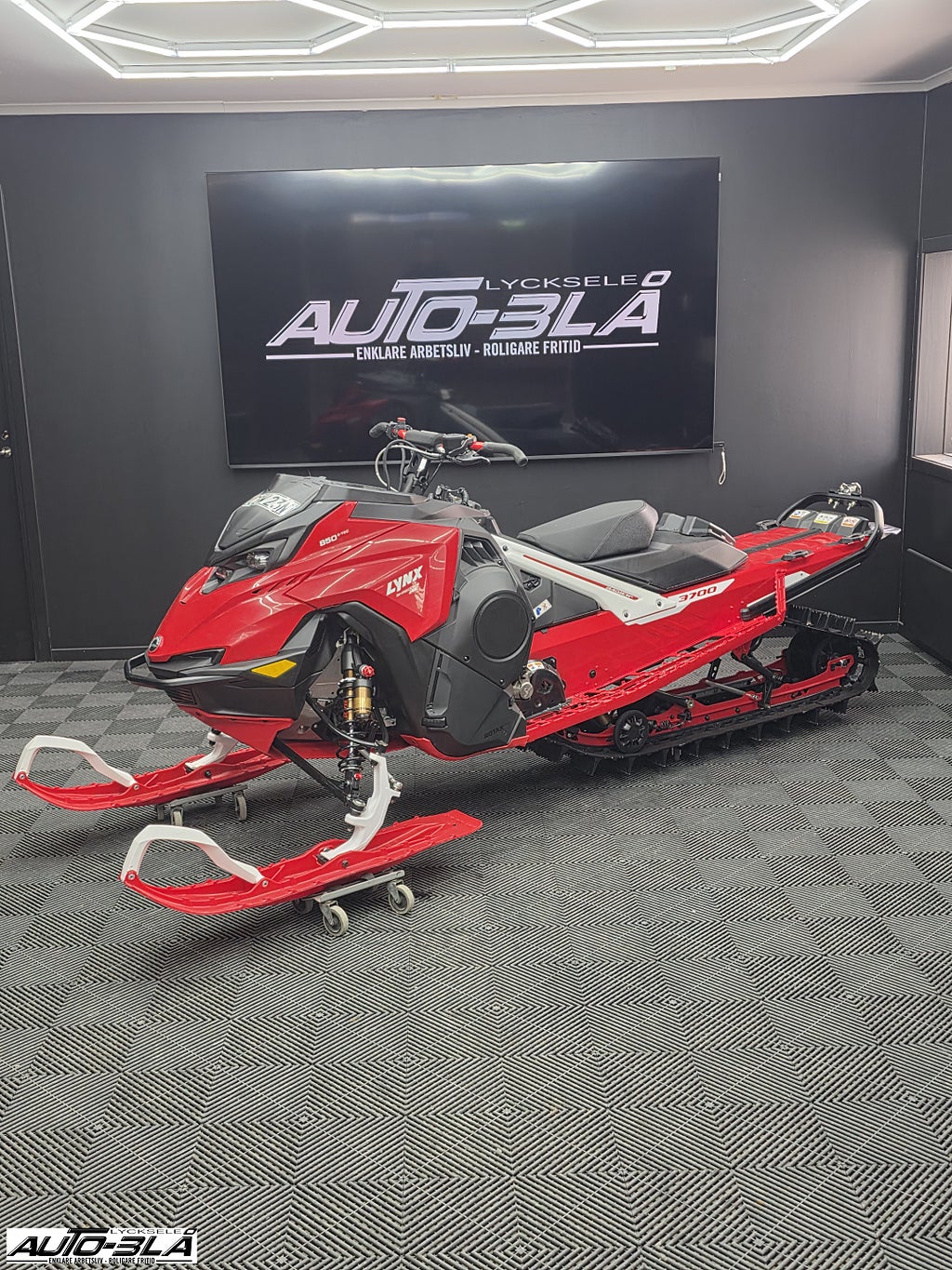 Lynx SHREDDER RE 850 E-TEC 3700