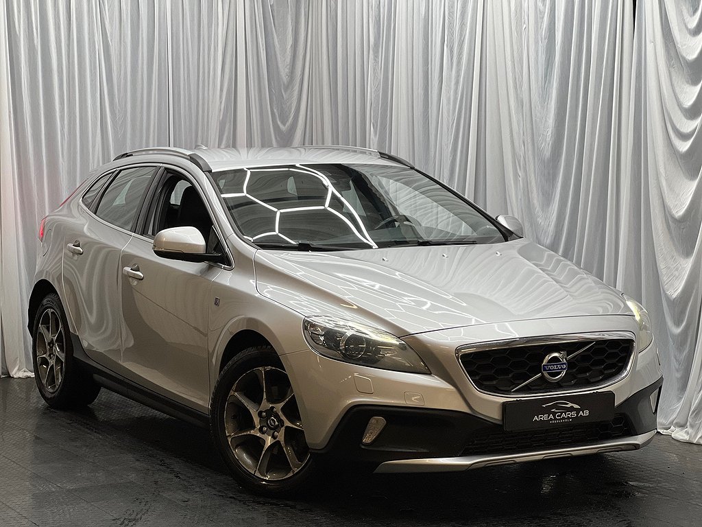 Volvo V40 Cross Country D2 , Ocean Race/Skinn/Värmare/Drag