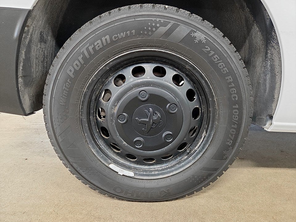 Bild på Peugeot Expert PRO 2.0 BHDi 145hk Aut L2 - B-KAMERA, DRAG