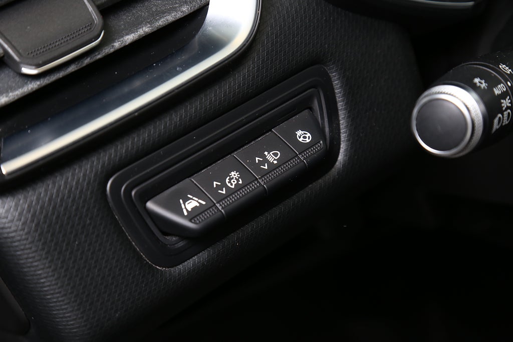 Renault Clio 1,0 TCe 100hk Intens Kamera Stylepaket 2020