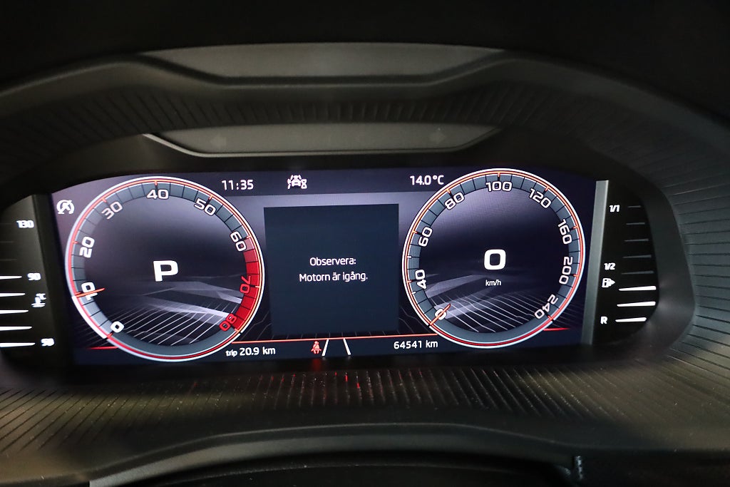 Skoda Kamiq 1.0 TSI AUT Monte Carlo Drag CarPlay Panorama Kamera 2022