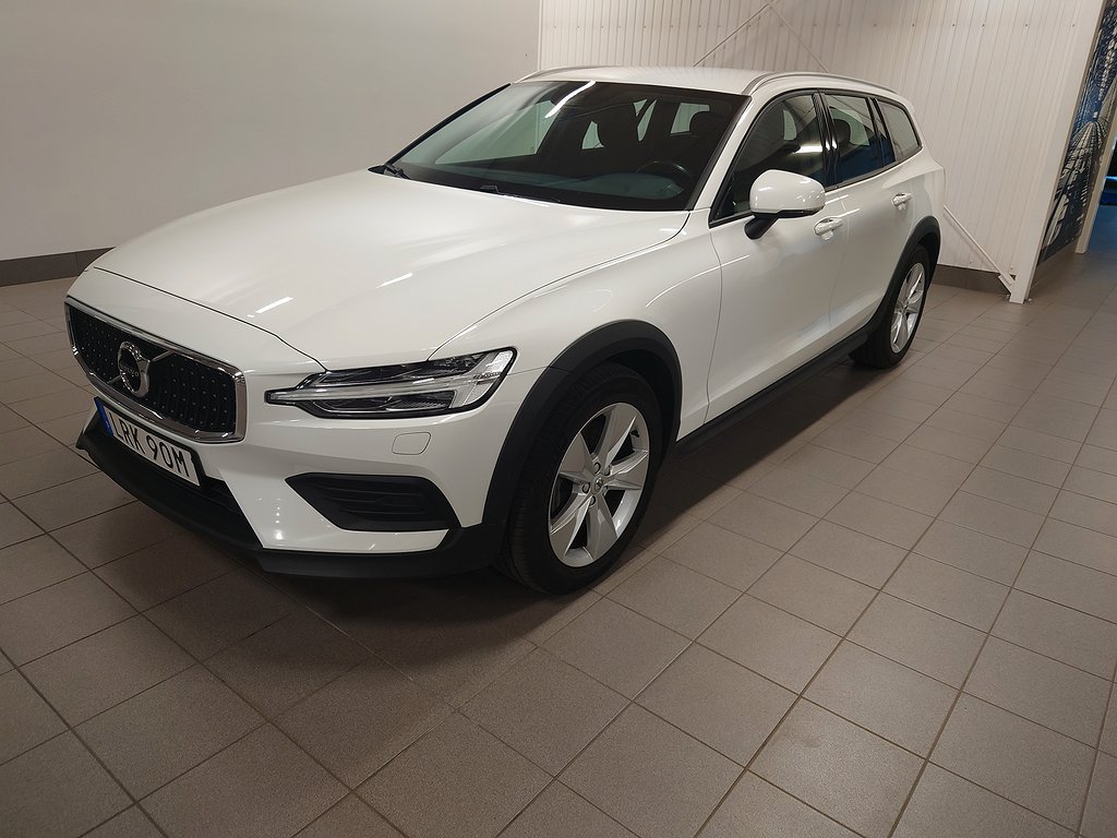 Volvo V60 Cross Country D4 AWD Geartronic Edition Värmare 