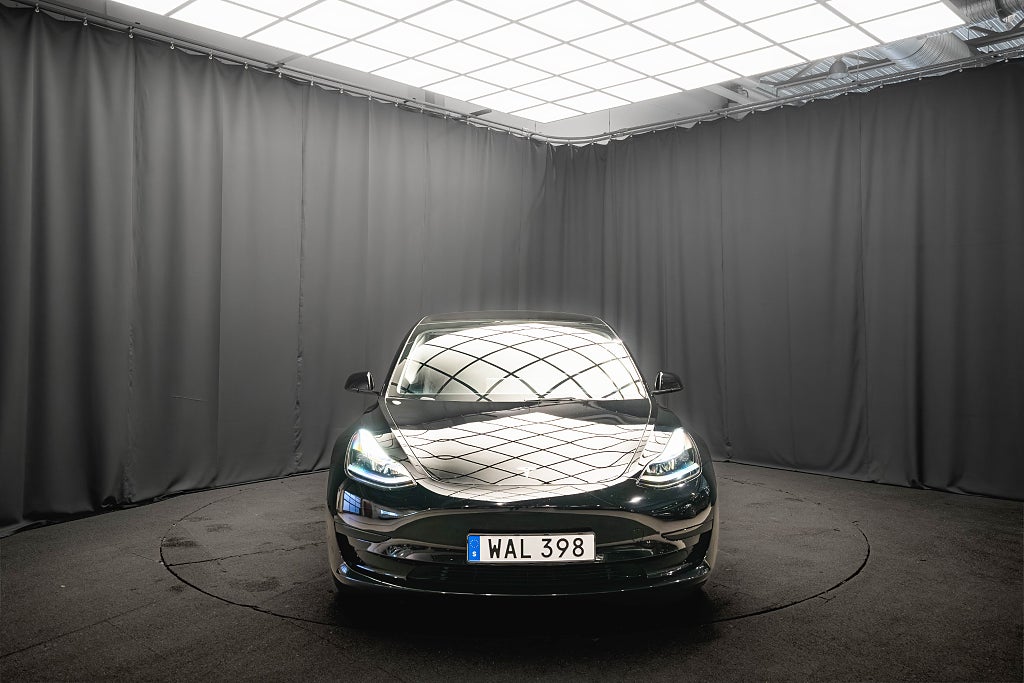 Tesla Model 3 Standard Range PANO LÄDER KAMERA 1-ÄGARE MOMS