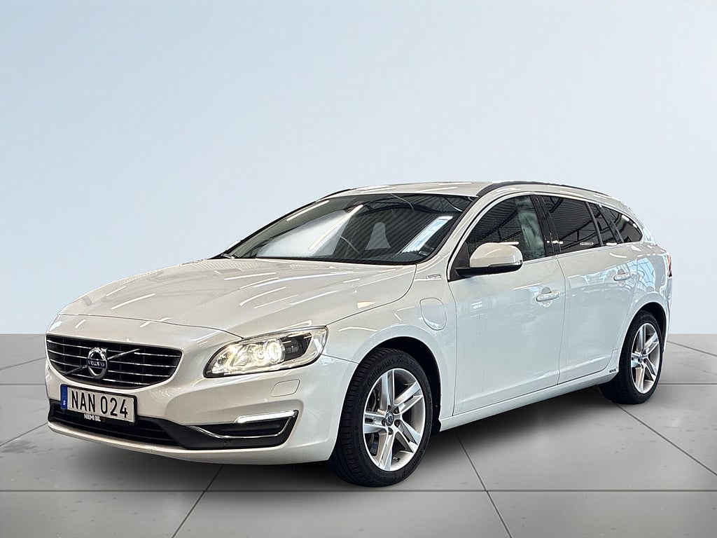 Volvo V60 D5 AWD Momentum Business Edition S&V-hjul Kamrem bytt