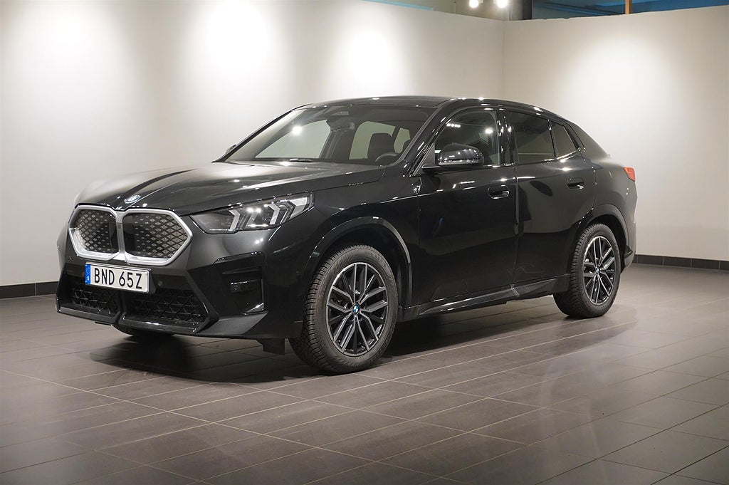 BMW iX2 xDrive30 M Sport Navi Kamera Fartpilot Drag 19”