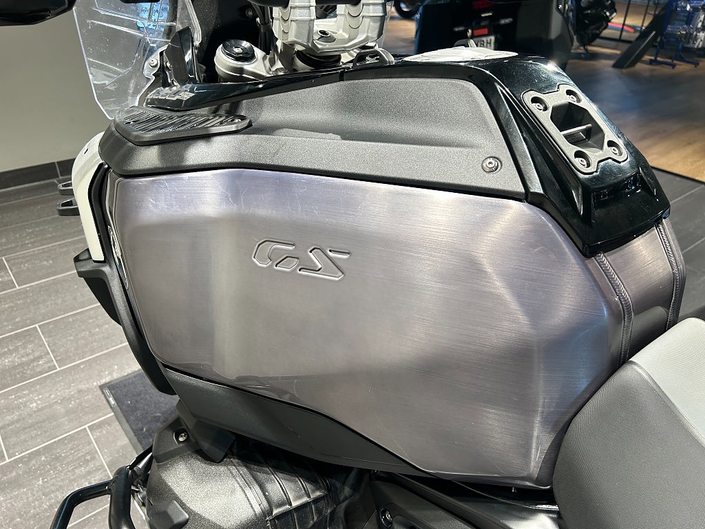 BMW R1300GSA /ASA/Smidda hjul/Innovation/Adaptiv nivå COMFORT