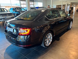 Skoda Octavia 1.0 TSI 115hk MoK/P-sens/Apple Carplay/LÅGMIL