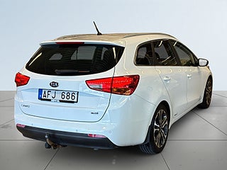 Kia Ceed cee’d_sw 1.6 EX Comfort Dragkrok/Värmare/Psens/Sov-däck – bild 6