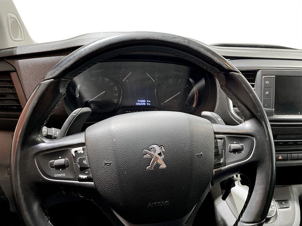 Bild på Peugeot Expert PRO+ North Pack 2.0 BHDi 120hk Aut L2 B-KAMERA CARPLAY