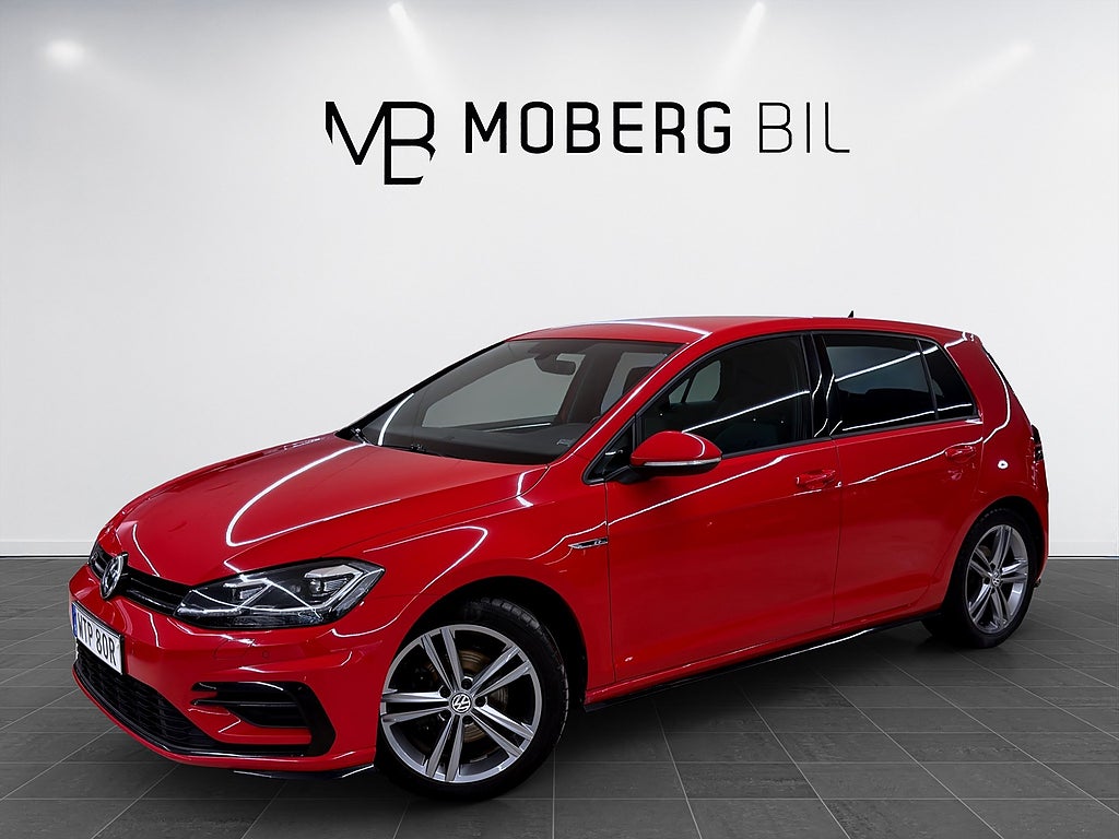 Volkswagen Golf 1.5 TSI 150hk Helg på Moberg! R-Line CarPlay B-Kamera