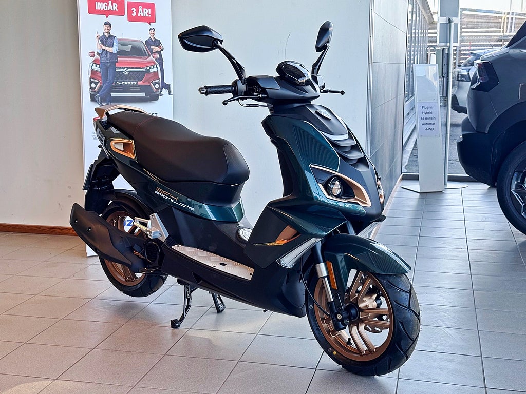 Peugeot SF4 Speedfight Sportline Midnight Green