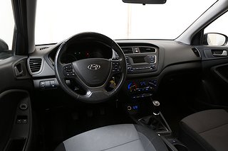 Halvkombi Hyundai i20 11 av 22