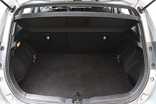 Halvkombi Toyota Auris 23 av 23
