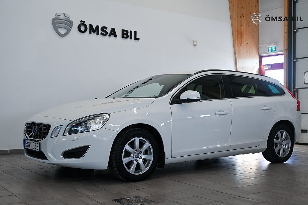 Volvo V60 D3 Momentum Xenon Värmare Drag Kamrem bytt 163hk