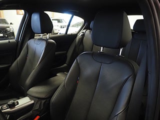 Halvkombi BMW 118I 16 av 22