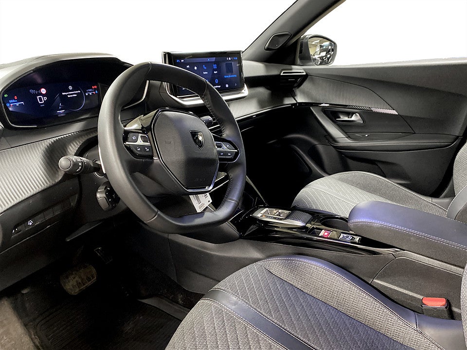 Bild på Peugeot 2008 Allure 1.2 PT 130hk B-KAMERA CARPLAY