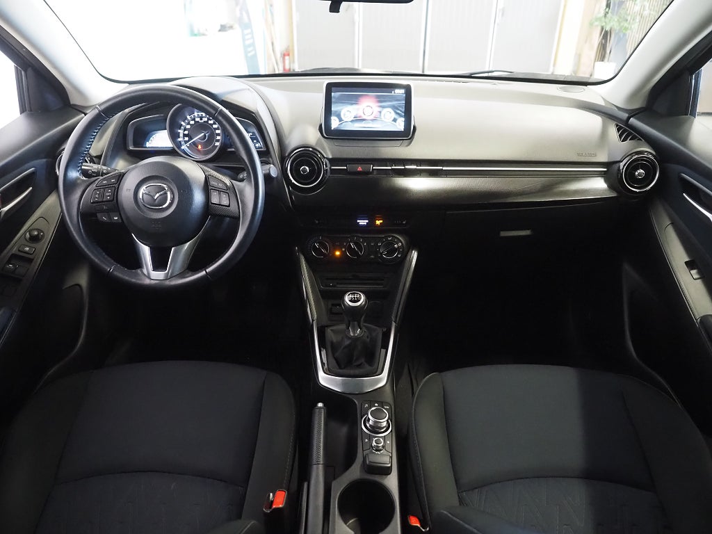 Mazda 2 5-dörrar 1.5 SKYACTIV-G Vision P-Sensorer Navigation 2016